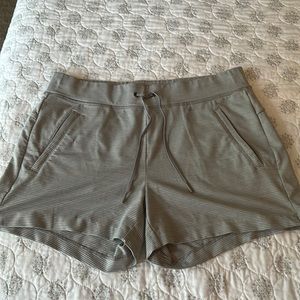 Athleta size Medium gray striped shorts